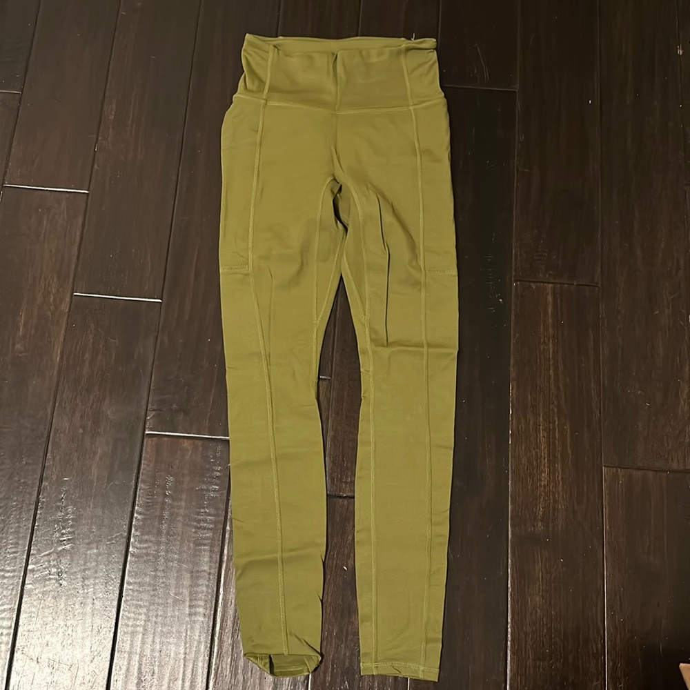 Fabletics tights in green